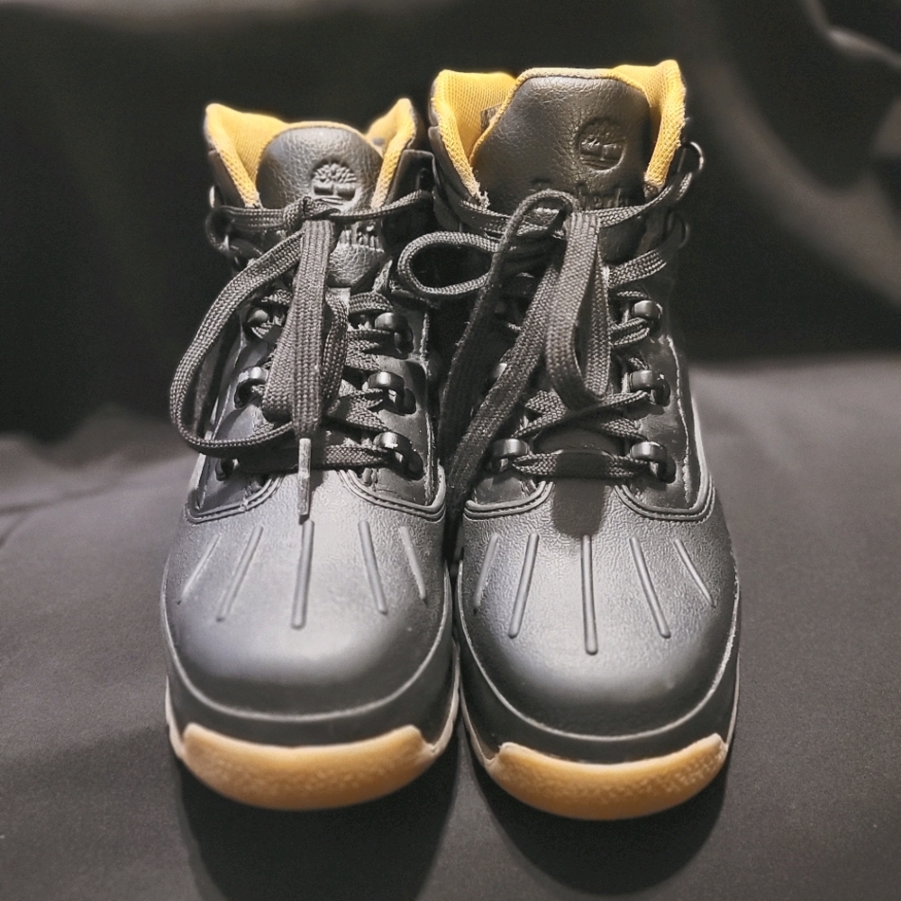 ***SOLD***Kids timberland boots